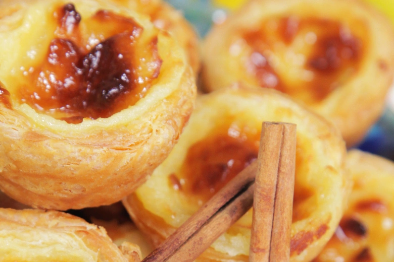 KOCH KOST PORTUGAL echte portugiesische Küche für zu Hause: Original Pastel de Nata Blätterteigtörtchen, hausgemacht