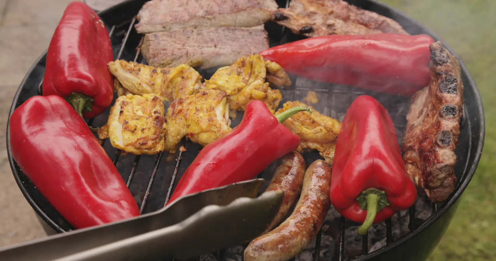 Mit KOCH KOST PORTUGAL zu Hause echte portugiesische Küche genießen: Fleisch, Fisch, Meeresfrüchte & Gemüse direkt vom Grill